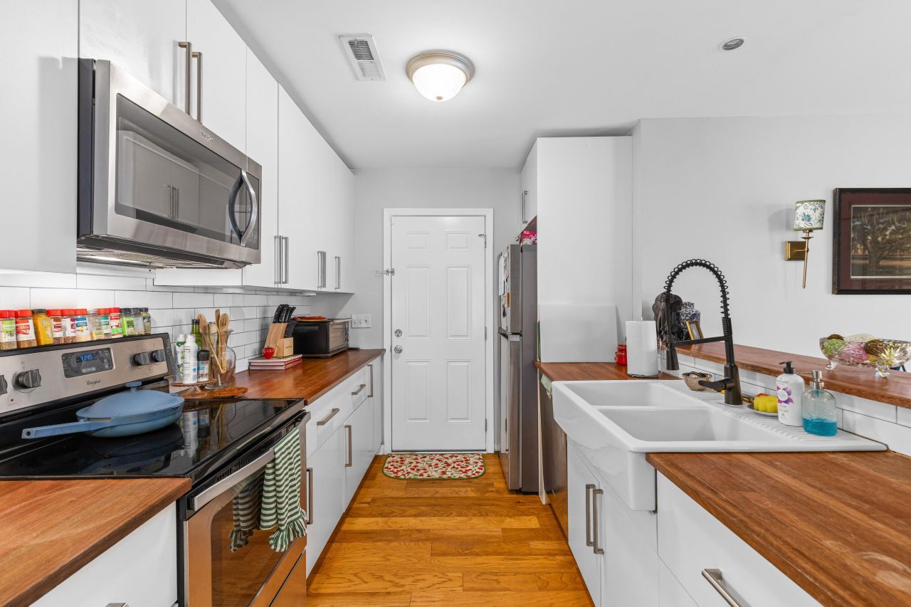 140 Alston Circle Photo 11