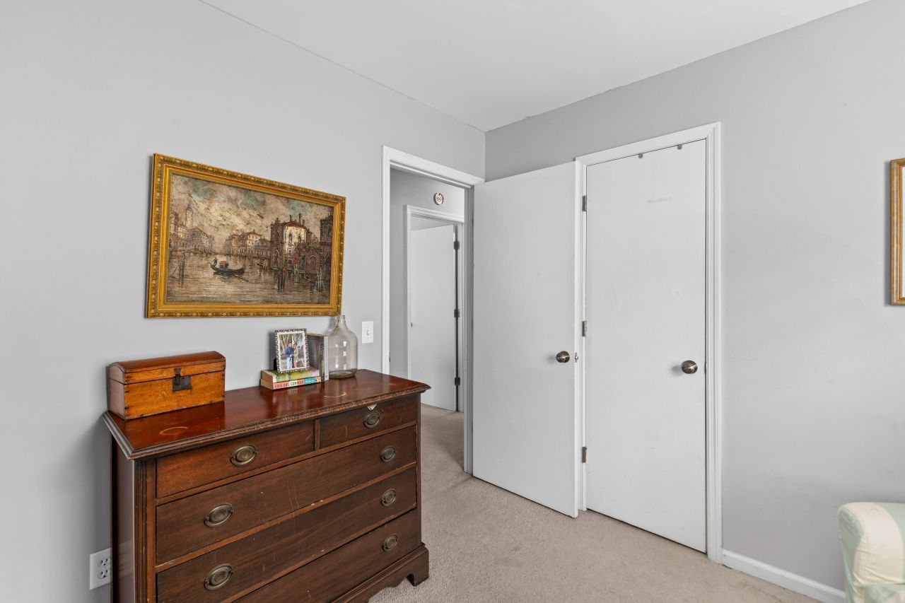 140 Alston Circle Photo 17