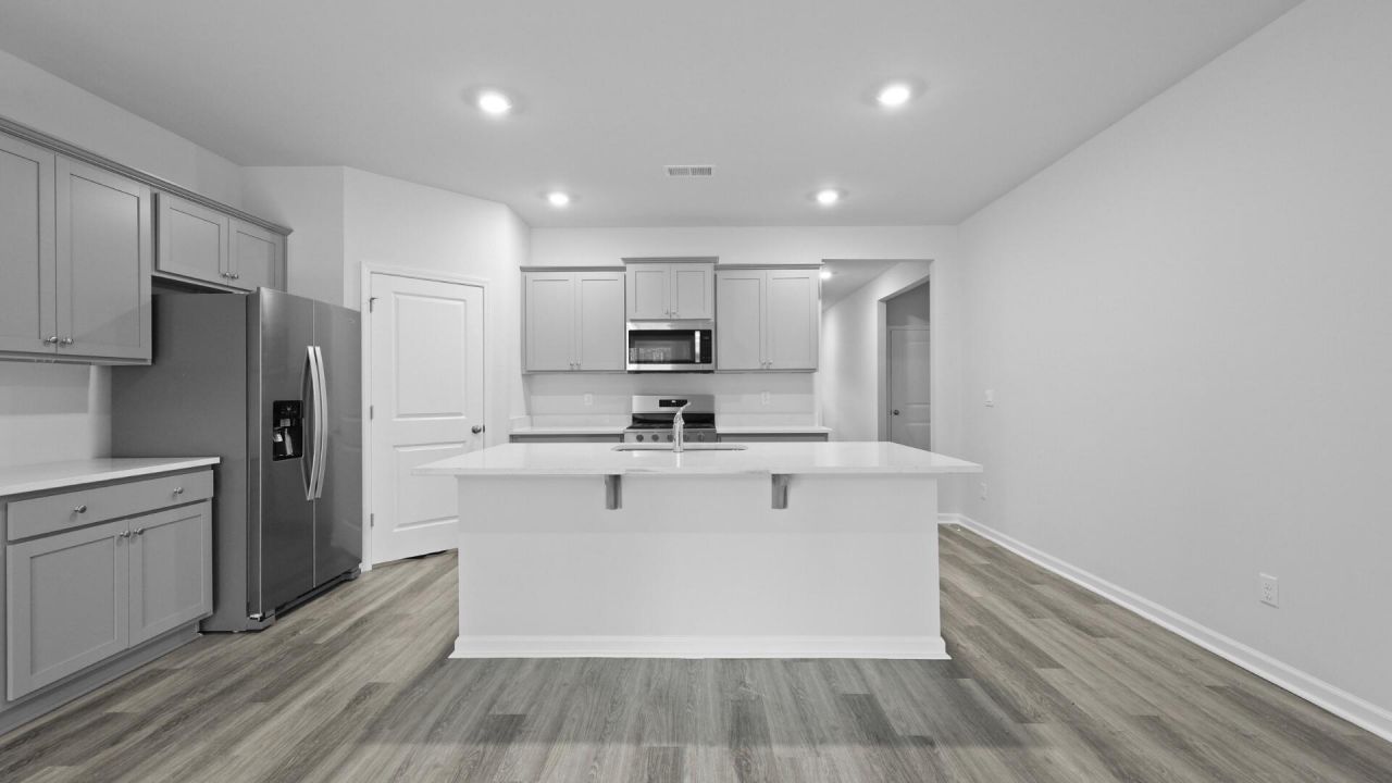 526 Tulip Poplar Drive Photo 18