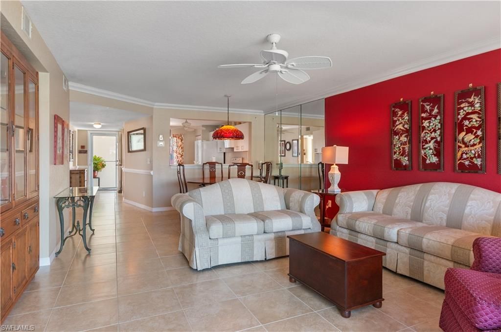 515 Gabriel Cir, Unit 1901, Naples, FL 34104 Photo