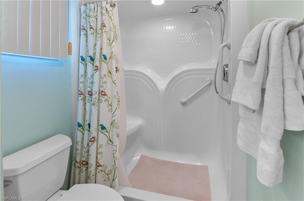 515 Gabriel Cir, Unit 1901, Naples, FL 34104 Photo