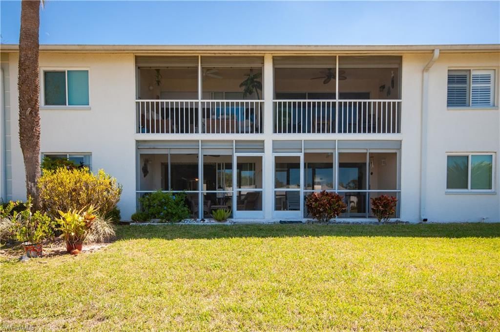 515 Gabriel Cir, Unit 1901, Naples, FL 34104 Photo