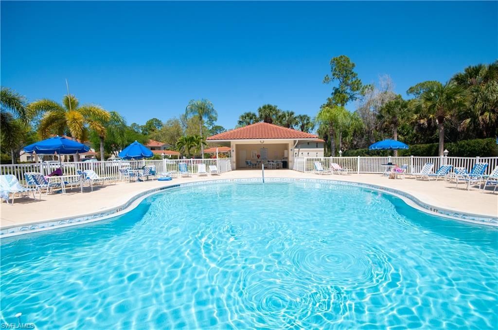 515 Gabriel Cir, Unit 1901, Naples, FL 34104 Photo