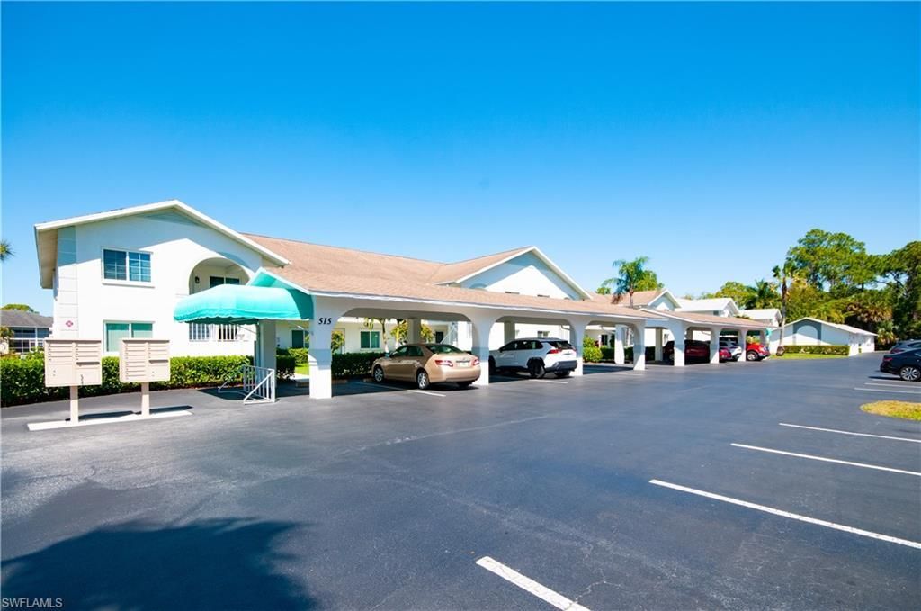 515 Gabriel Cir, Unit 1901, Naples, FL 34104 Photo