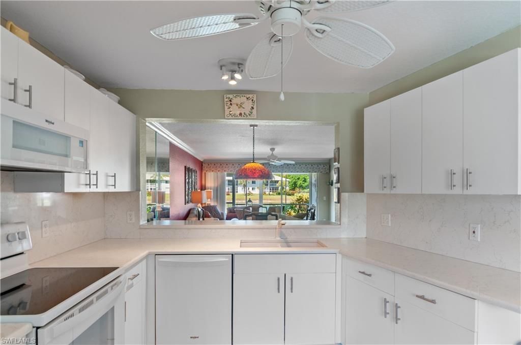 515 Gabriel Cir, Unit 1901, Naples, FL 34104 Photo