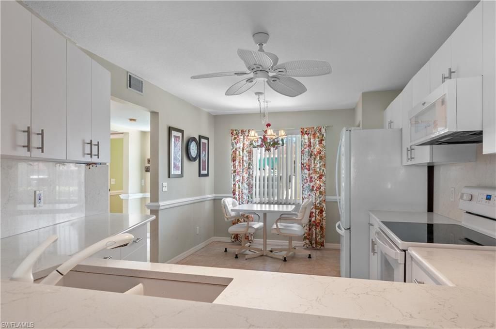 515 Gabriel Cir, Unit 1901, Naples, FL 34104 Photo