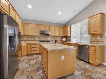 1272 Trehowell Dr, Roseville, CA 95678 Photo