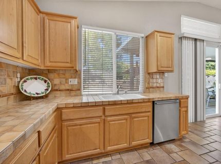 1272 Trehowell Dr, Roseville, CA 95678 Photo
