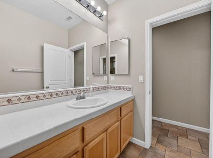 1272 Trehowell Dr, Roseville, CA 95678 Photo