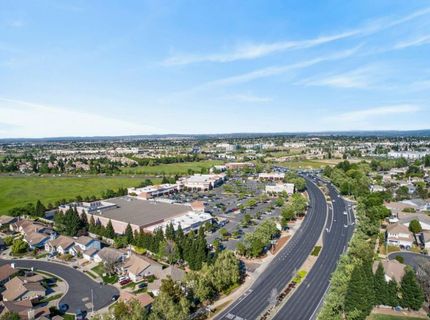1272 Trehowell Dr, Roseville, CA 95678 Photo