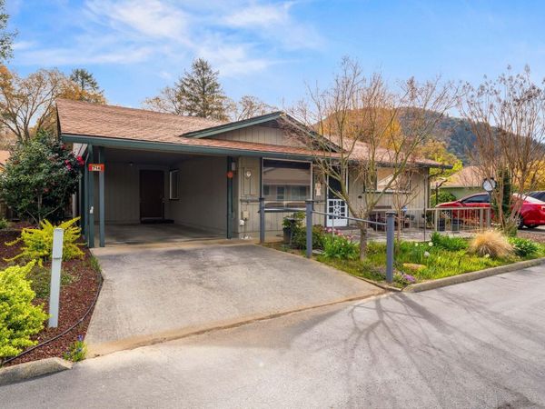 714 Brookside Circle, Rogue River, OR 97537