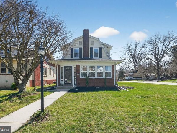 424 ARCH STREET, SPRING CITY, PA 19475