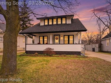 21416 Roosevelt Avenue, Farmington Hills, MI 48336
