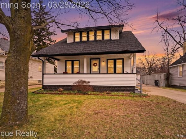 21416 Roosevelt Avenue, Farmington Hills, MI 48336