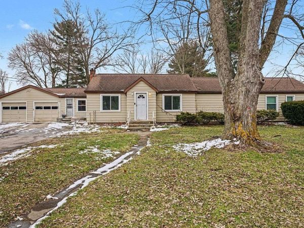 58820 County Road 111 Road, Elkhart, IN 46517