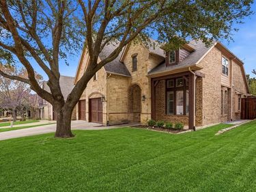 2252 Forest Hollow Park, Dallas, TX 75228