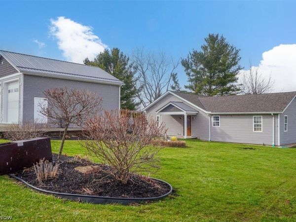 14724 Elm Drive , Newbury, OH 44065