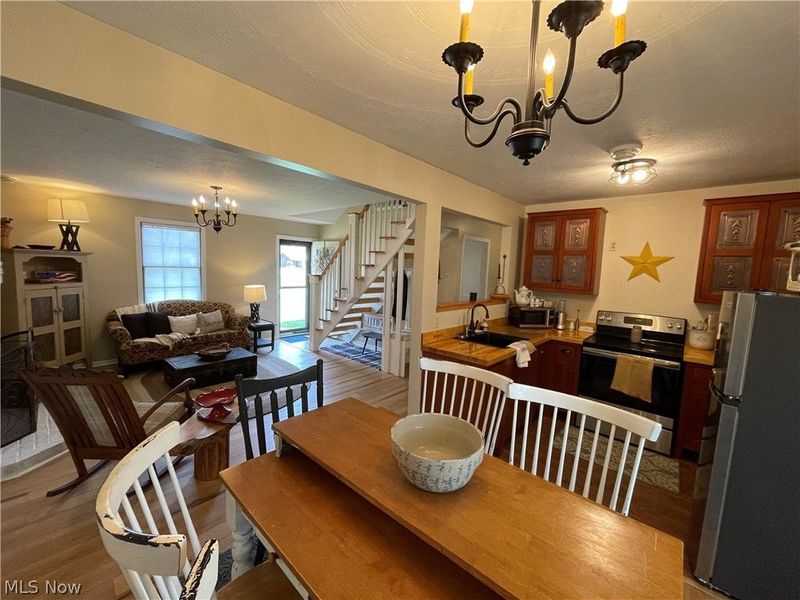 3267 Pinewood, New Waterford, OH 44445 Photo 10