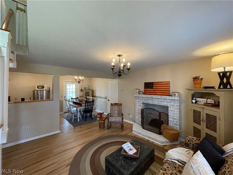 3267 Pinewood, New Waterford, OH 44445 Photo 4