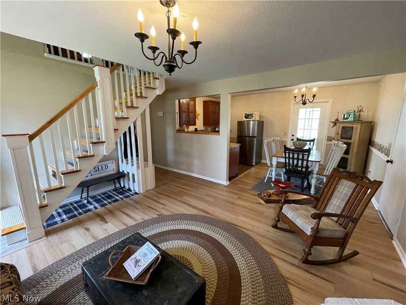 3267 Pinewood, New Waterford, OH 44445 Photo 5