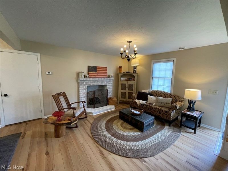 3267 Pinewood, New Waterford, OH 44445 Photo 7