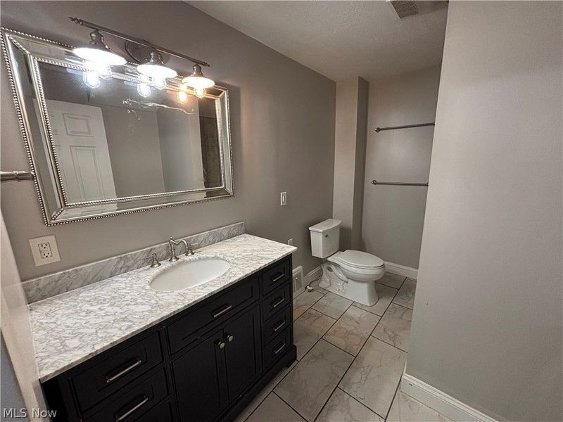 4200 Whitman Avenue , Unit DOWN, Cleveland, OH 44113 Photo 13