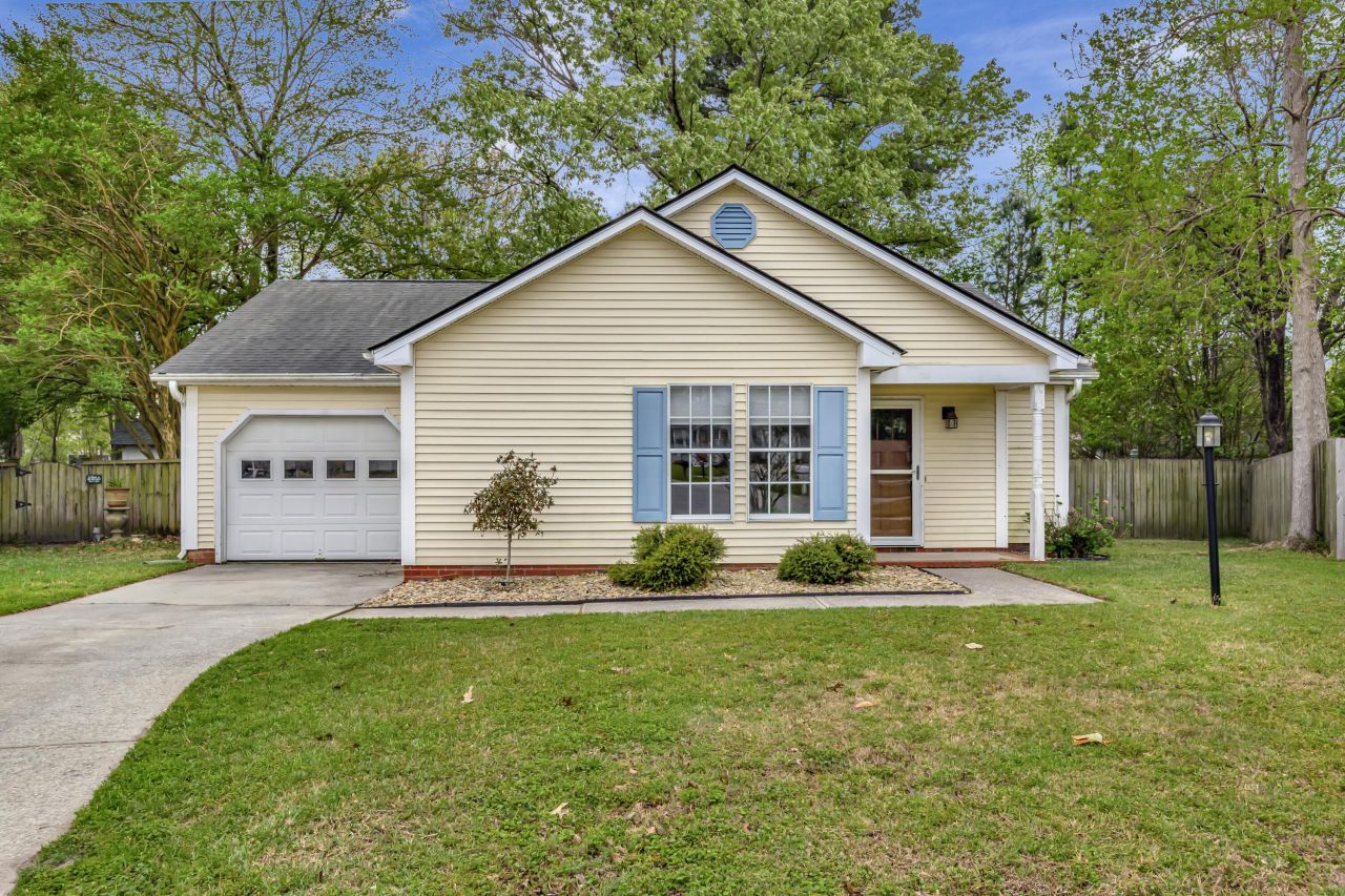 207 Lynton Court Photo 6