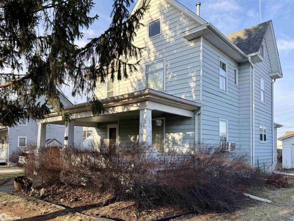 411 N Grand Street, Chariton, IA 50049