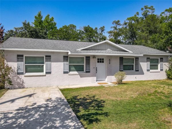 624 W NEW YORK AVENUE, LAKE HELEN, FL 32744
