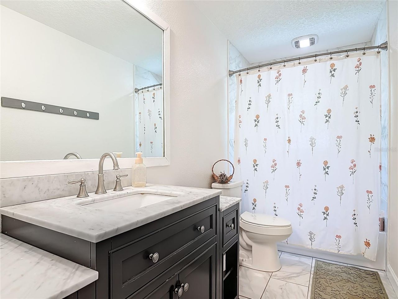 624 W New York Avenue, Lake Helen, FL 32744 Photo
