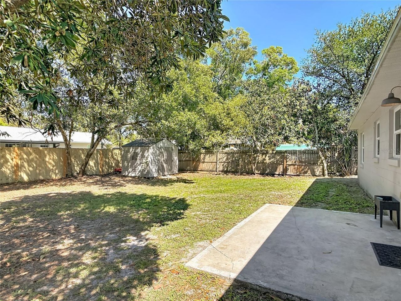 624 W New York Avenue, Lake Helen, FL 32744 Photo