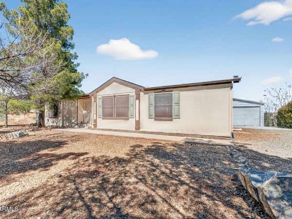 13230 E MAIN Street, Mayer, AZ 86333