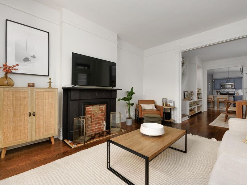 1012 Hunter Avenue , Columbus, OH 43201 Photo 11