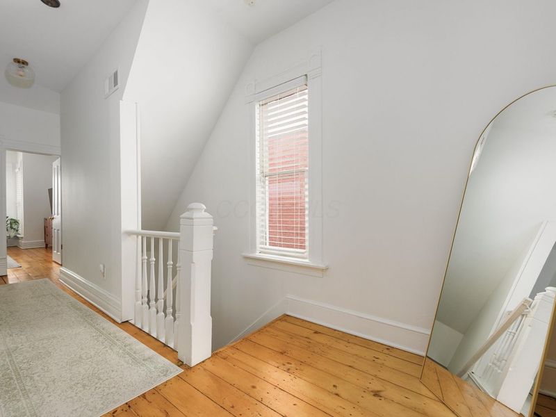 1012 Hunter Avenue , Columbus, OH 43201 Photo 19