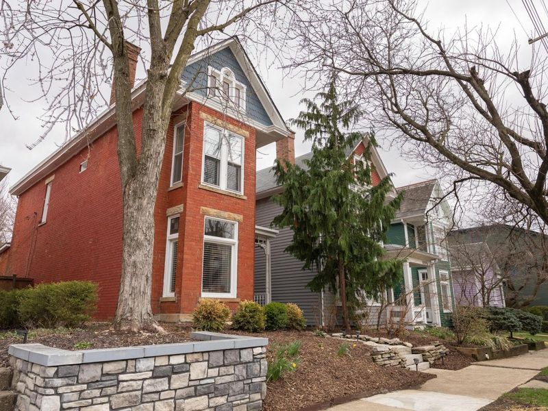1012 Hunter Avenue , Columbus, OH 43201 Photo 2