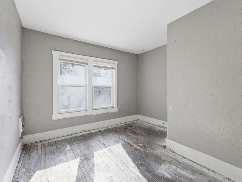 463 N Champion Avenue, Columbus, OH 43203 Photo 12