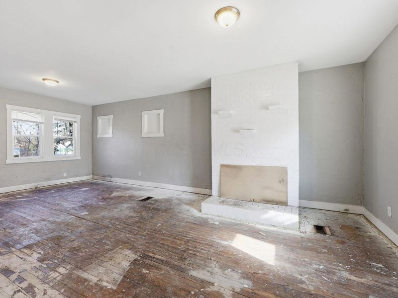 463 N Champion Avenue, Columbus, OH 43203 Photo 5