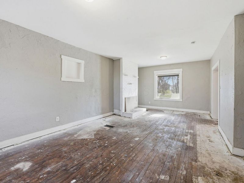 463 N Champion Avenue, Columbus, OH 43203 Photo 6