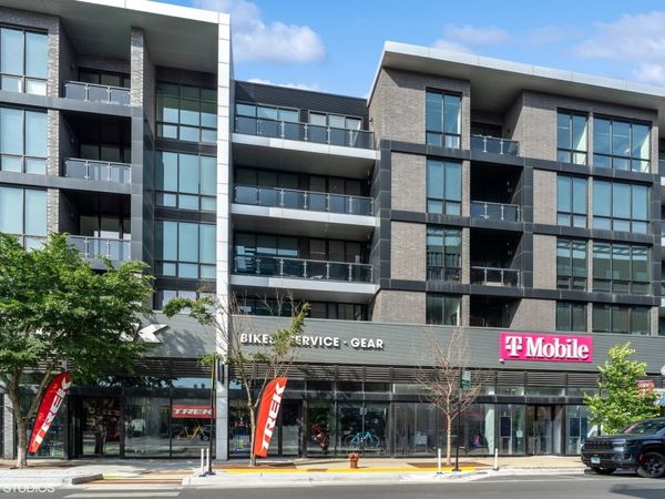 1647 N Milwaukee Avenue, Unit 405, Chicago, IL 60647