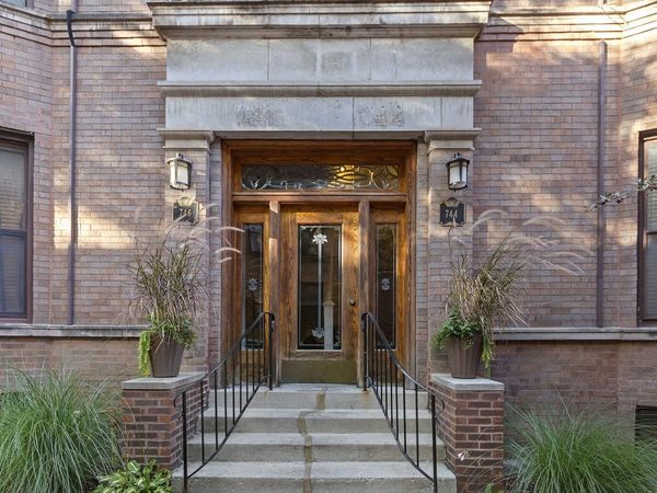 744 W California Terrace , Unit 1, Chicago, IL 60657