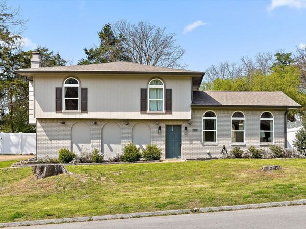 109 Rolling Ridge Drive, Chattanooga, TN 37421