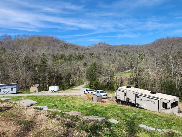 950 Chapman Hollow Rd , Dowelltown, TN 37059