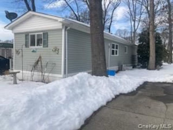 1661 Old Country Road , Unit 251, Riverhead, NY 11901