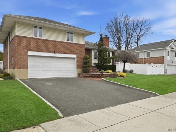 2037 Stratford Drive , Westbury, NY 11590