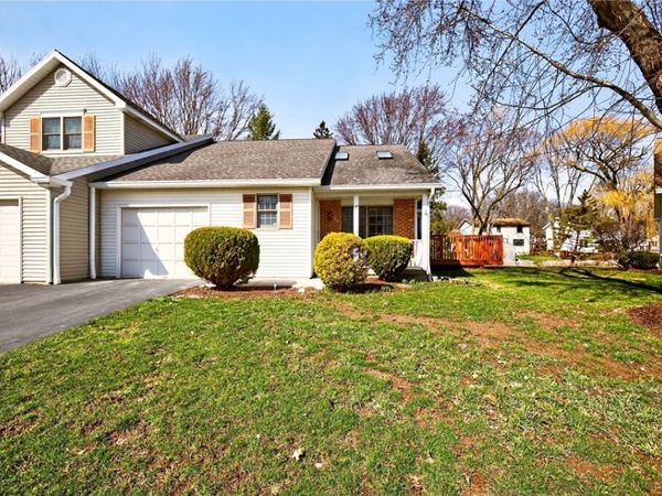 35 Sleepy Hollow, Rochester, NY 14624