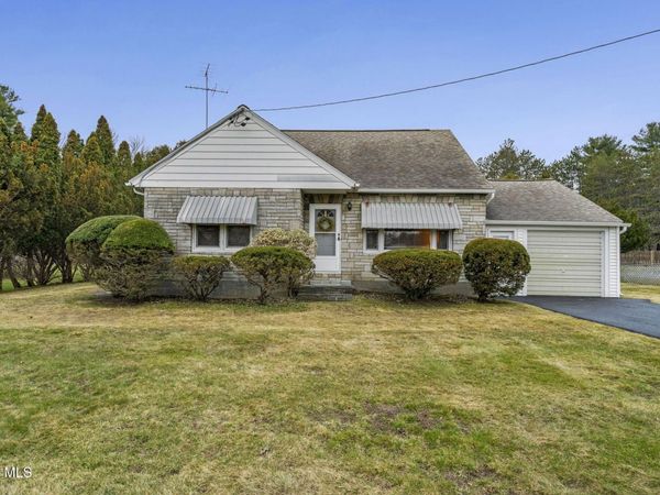 1021 Dunnsville Road, Rotterdam, NY 12306