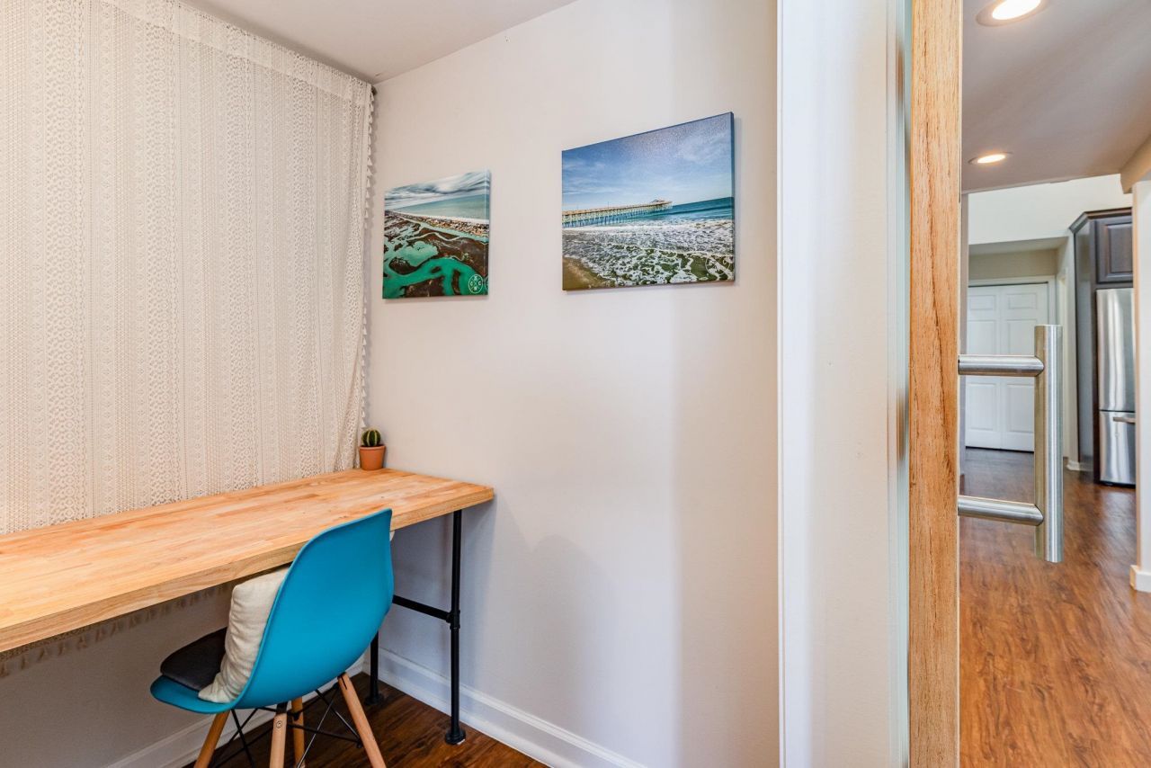 1860 Auburn Ln. Photo 20