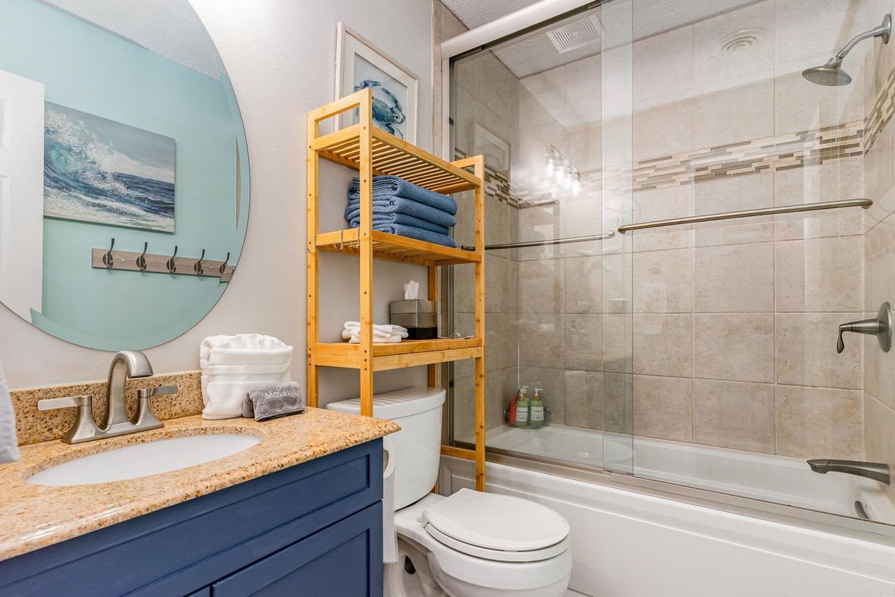 1860 Auburn Ln. Photo 22