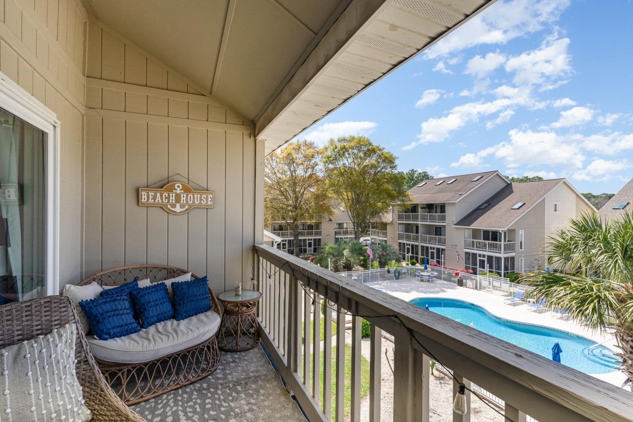 1860 Auburn Ln. Photo 23