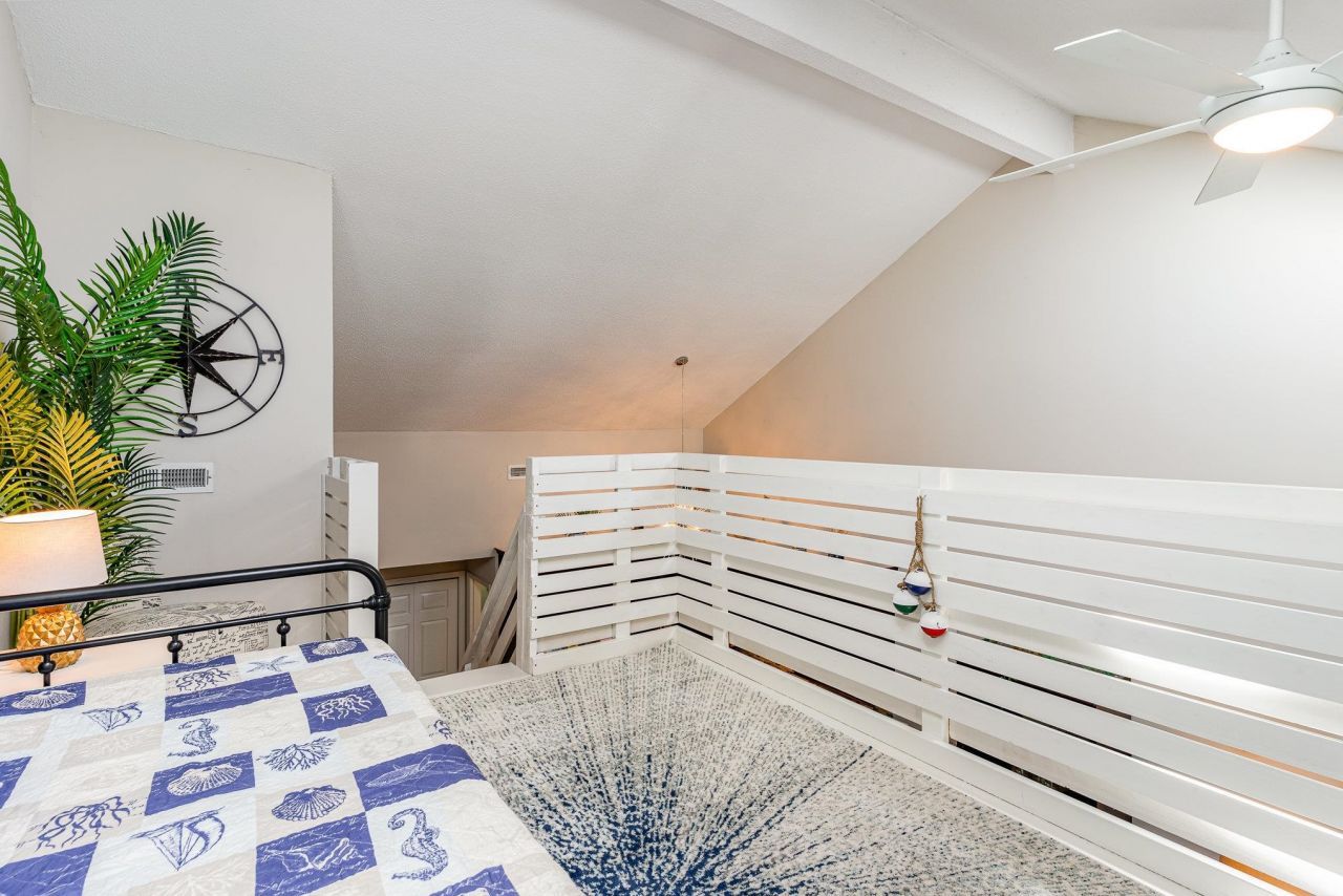 1860 Auburn Ln. Photo 27